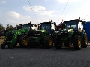 John Deere 6105R