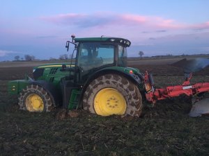 John Deere 6140R