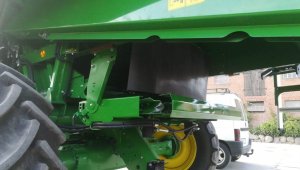 John Deere W 540  rozrzutnik plew