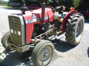 Massey Ferguson 231