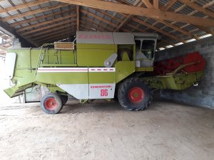 Claas Dominator 86