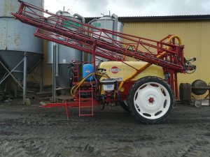 Hardi 2400l 24m