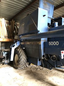 LONG 5000 Grain Combine