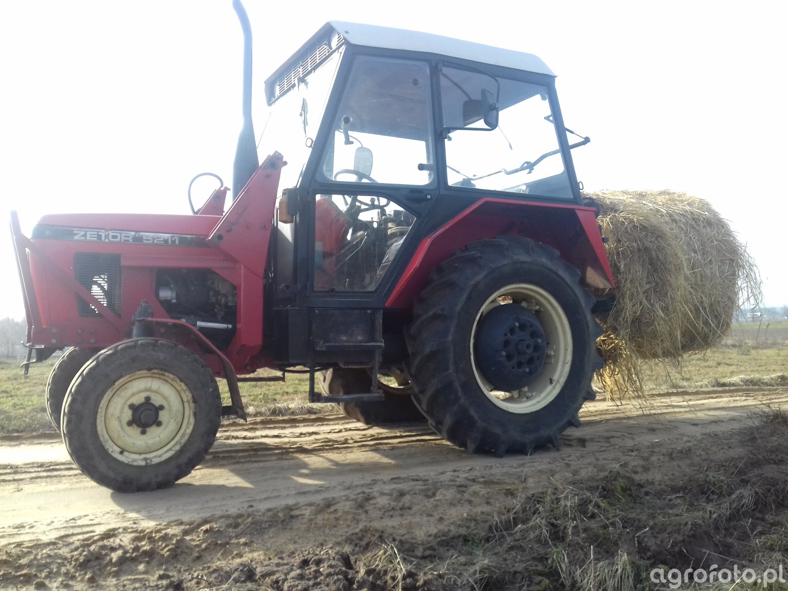 Zetor 5211 1987-1993 Dane techniczne - AgroTesty.pl