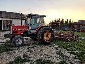 Massey Ferguson 3050 & Unia Mars