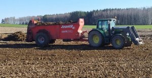 Jeantil & John Deere