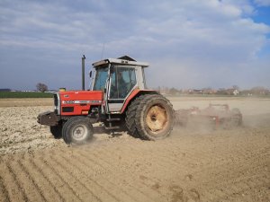 Massey Ferguson 3050 & Unia Mars