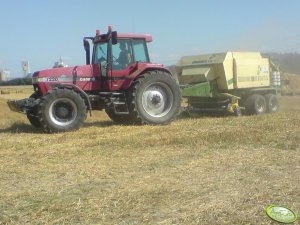 Case 7220 + Krone big pack