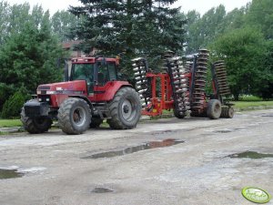 Case 7250 + Gregoire Besson