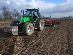 Deutz Agrotron 150 + Kuhn Discover XM