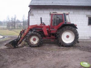 International harvester 956xl