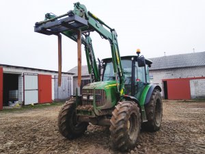 John Deere 5080M