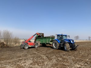 New Holland T7.230AC & Weidemann T6025