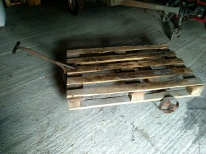 Wózek pod rozsiewacz.