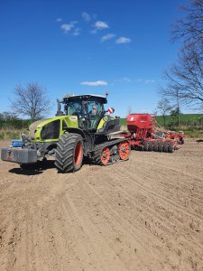 Claas Axion 960tt & Horsch Pronto AS+Maestro