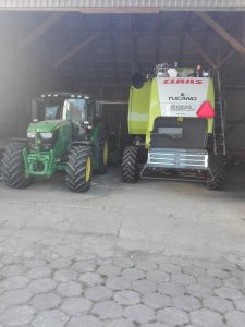 Claas + John deere