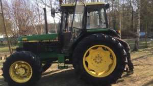 John DEERE 2650