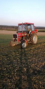 Massey Ferguson 235 