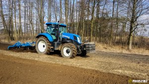 New Holland T7.210 & Lemken