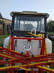 Oświetlenie belki opryskiwacza