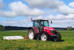 Massey Ferguson 5710 Dyna4+Kuhn