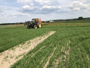 John Deere 2250 & Cebeco 1100