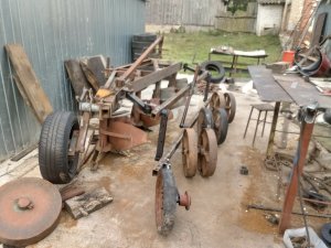 Kołowy wał do pługa.