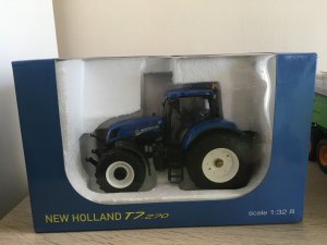 New Holland T7. 270