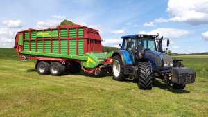 strautmann super vittese 3102 DO i Valtra n122