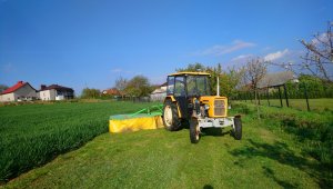 Ursus C-330 + kosiarka 