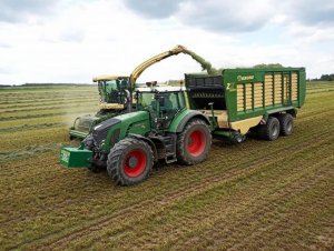 Fendt 922 oraz Krone ZX