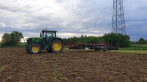 John Deere 6190R i gregoire besson cmxl