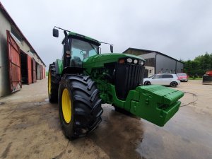 John Deere 8200