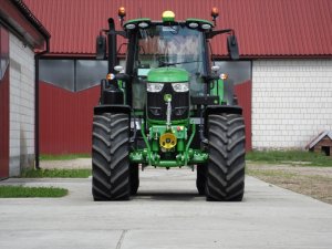 JohnDeere 6195M