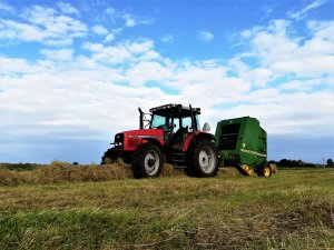 Massey Ferguson 6260 + John Deere 590