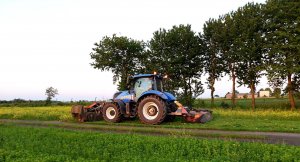 New Holland T7.175 & Vicon