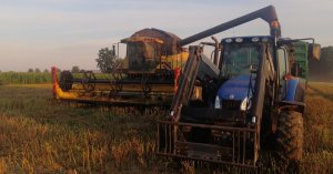 New Holland CX6080 & T5040