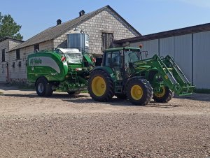 John Deere 6230 + Mchale Fusion 3 Plus