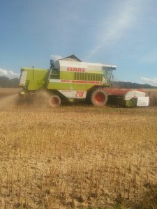 Claas Mega 218