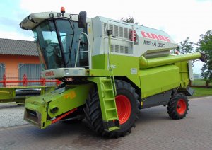 claas mega 350