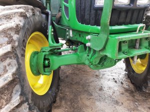 John Deere 6330