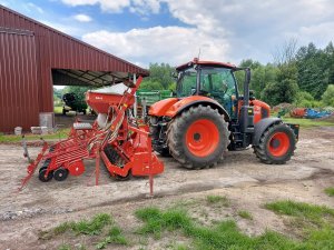 Kubota M7152 Premium KVT