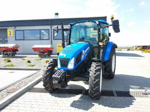 New Holland T4.75