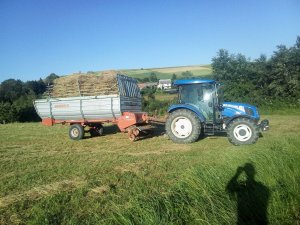 New Holland T4.75s