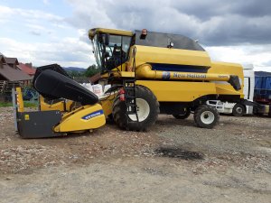 New Holland TC 5070