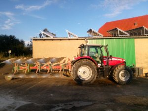 Massey 7718 plus kverneland 95 ED