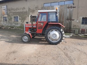 Massey Ferguson 255