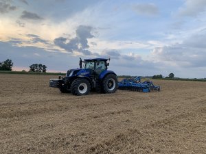 New holland T7.230AC & Mandam Gal