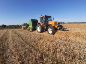 Renault Ares 620rz John Deere 592