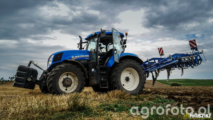 Ciągniki Rolnicze New Holland - Zdjęcia W Galerii Rolniczej Agrofoto.pl